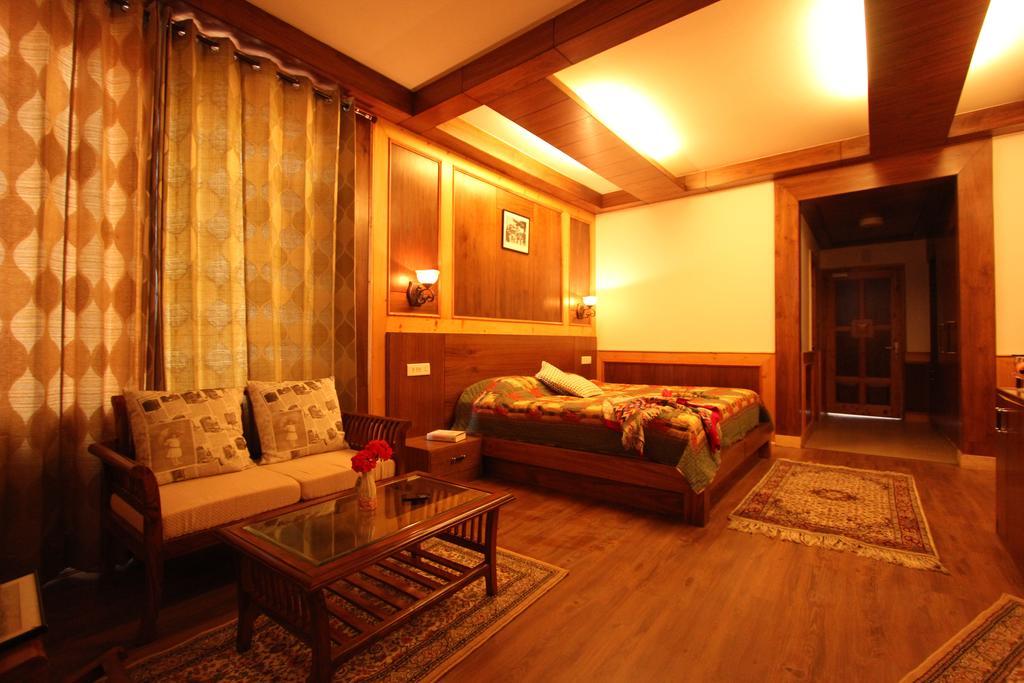 Vivaan The Sunrise Resort Manali  Ruang foto