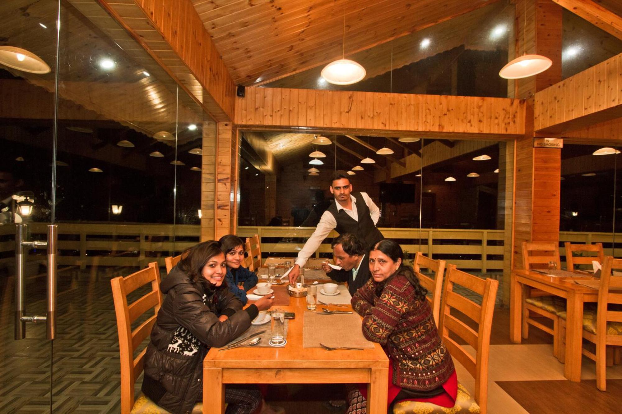 Vivaan The Sunrise Resort Manali  Bagian luar foto